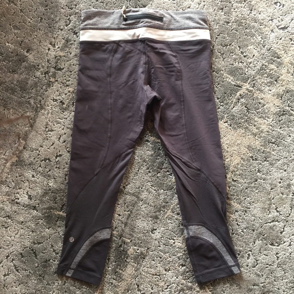 ⚡️FLASH SALE⚡️Lululemon cropped pants